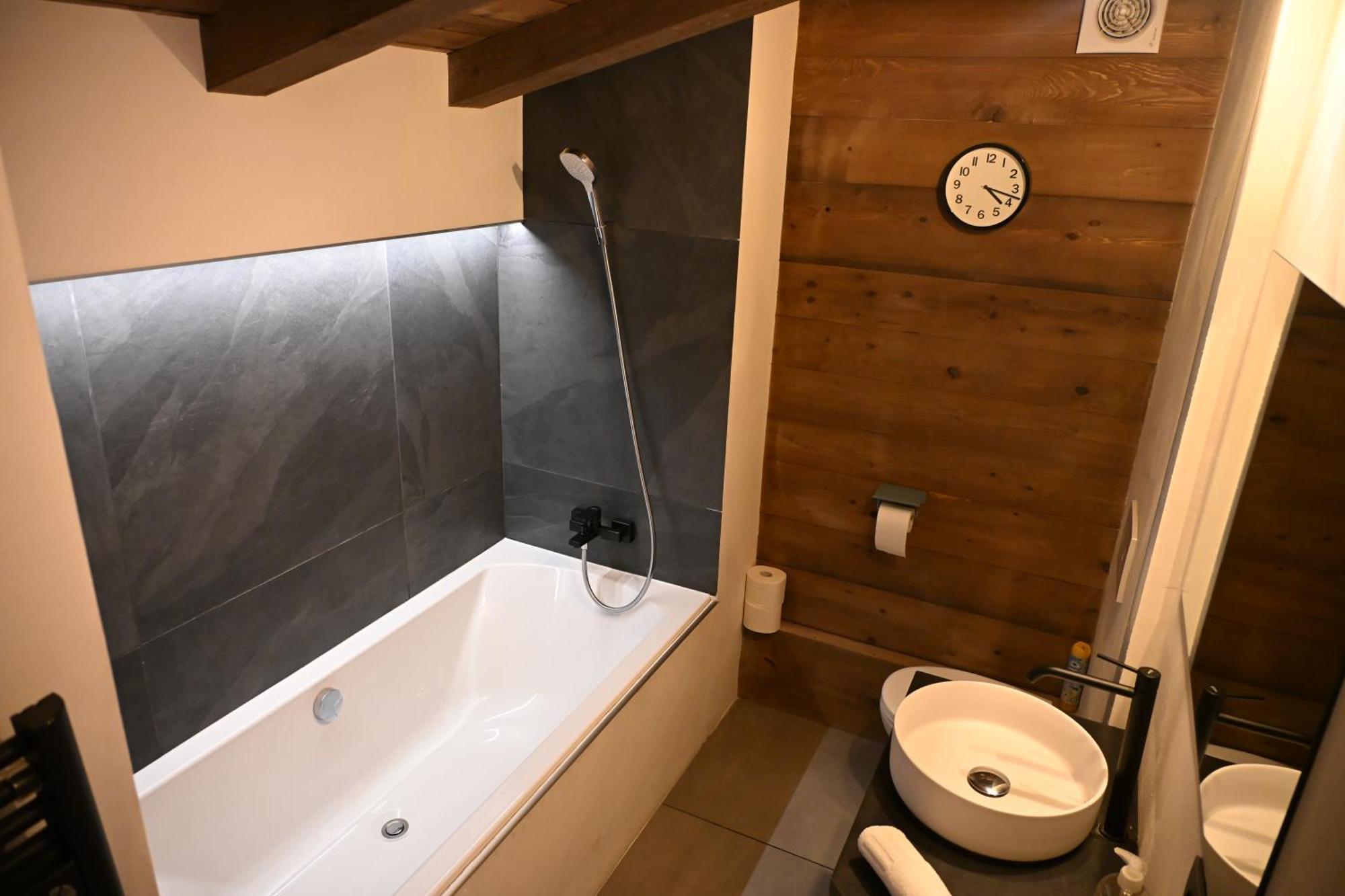 Chalet Montana Комблу Экстерьер фото