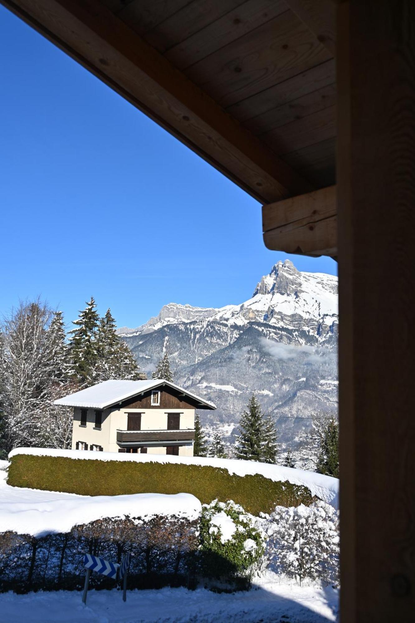 Chalet Montana Комблу Экстерьер фото